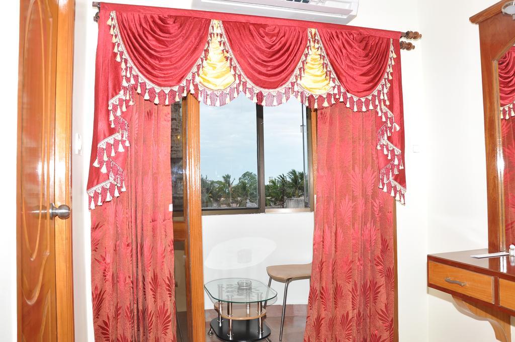 Sri Sarvesha JS Palace Tiruvannamalai Bagian luar foto