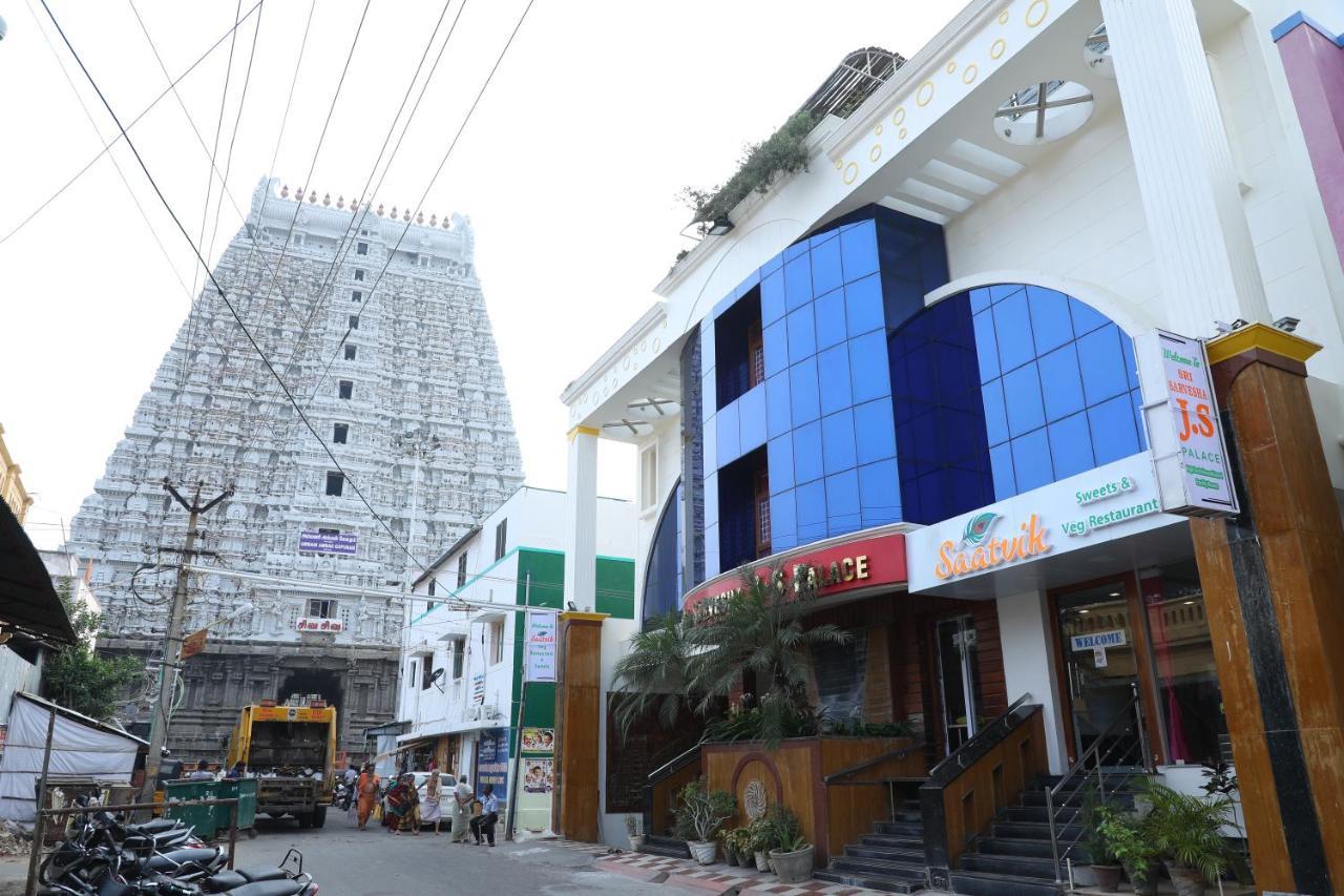 Sri Sarvesha JS Palace Tiruvannamalai Bagian luar foto